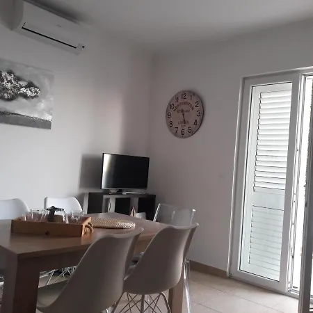 Tea Apartment Primosten
